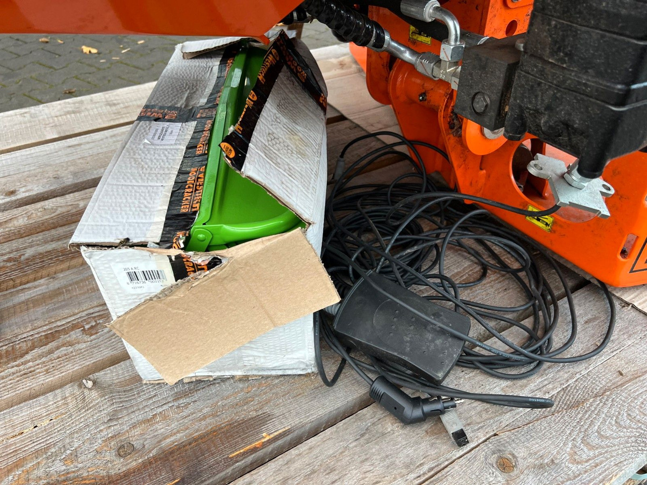 Westtech CS610 Power-Tiltator / MS10 / DEMO 2025 Westtech CS610 Power-Tiltator / MS10 / DEMO 2025: slika 12 Westtech CS610 Power-Tiltator / MS10 / DEMO 2025 Westtech CS610 Power-Tiltator / MS10 / DEMO 2025: slika 12