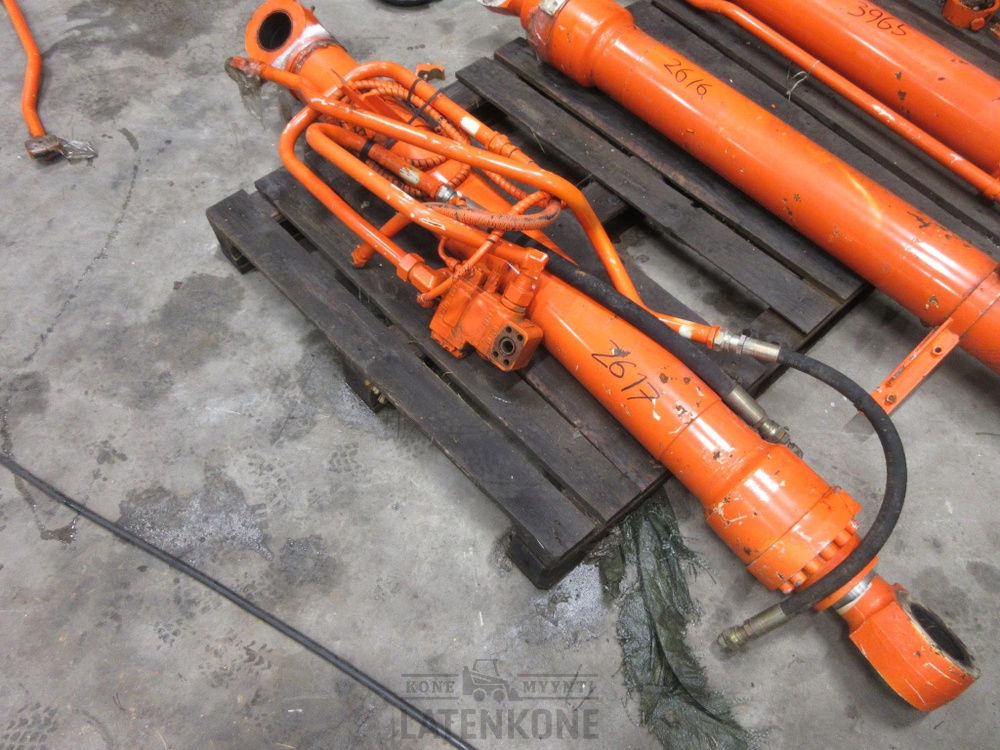 Hitachi Hitachi ZX210 nostosylinteri ID 2617 UUSI - Hidraulični cilindar za Građevinska mašina: slika 4 Hitachi Hitachi ZX210 nostosylinteri ID 2617 UUSI - Hidraulični cilindar za Građevinska mašina: slika 4