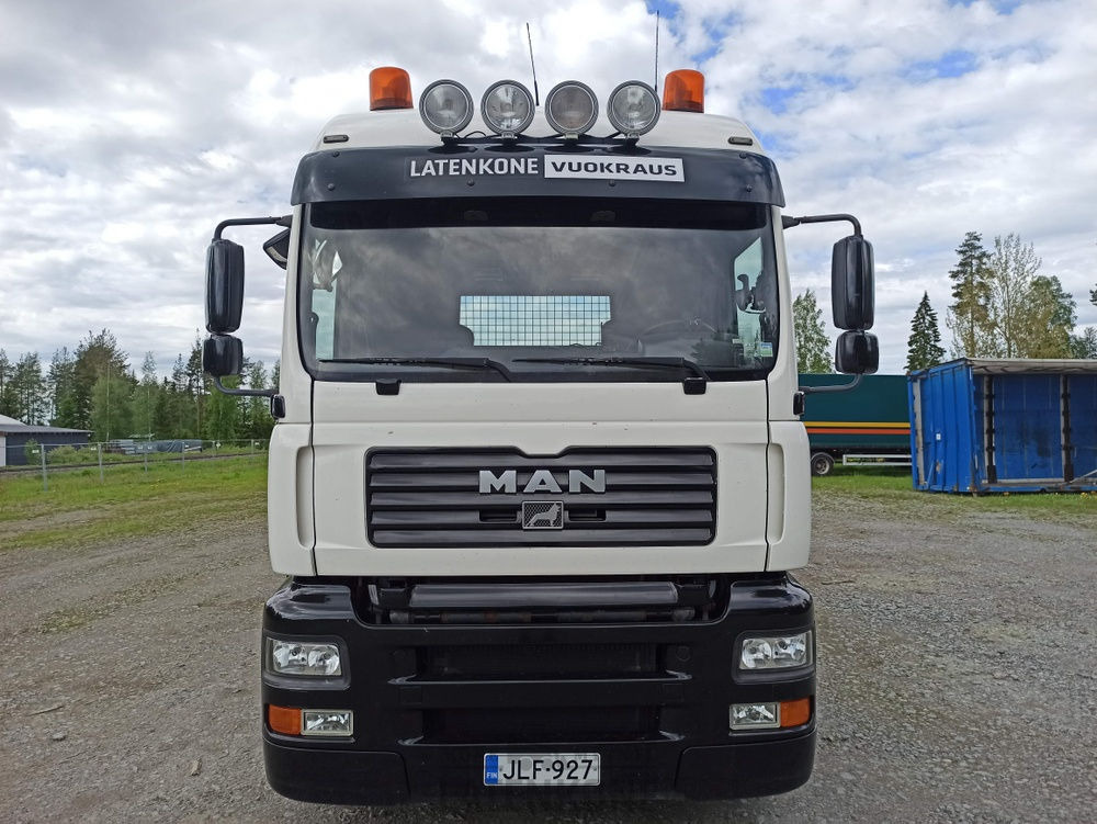 MAN TGA 6x2 koneenkuljetusauto - Kamion za prevoz automobila: slika 2 MAN TGA 6x2 koneenkuljetusauto - Kamion za prevoz automobila: slika 2