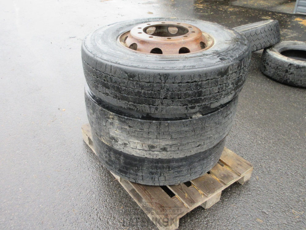 Renkaat vanteilla 295/80 R22,5 3kpl - Kompletan točak za Građevinska mašina: slika 3 Renkaat vanteilla 295/80 R22,5 3kpl - Kompletan točak za Građevinska mašina: slika 3