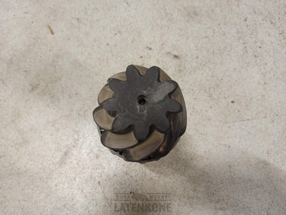 Volvo L70D Pinionakseli ja lautaspyörä / Drive gear - Transmisija za Građevinska mašina: slika 5 Volvo L70D Pinionakseli ja lautaspyörä / Drive gear - Transmisija za Građevinska mašina: slika 5