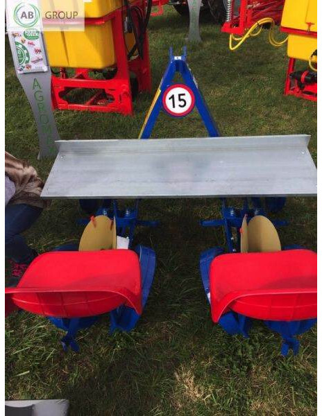 Agro-Osek 2-rzędowa sadzarka do rozsady - Sadilica za krompir: slika 4 Agro-Osek 2-rzędowa sadzarka do rozsady - Sadilica za krompir: slika 4
