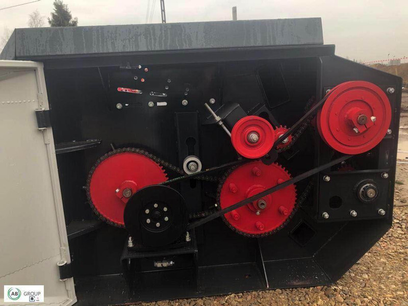 Agrospecmasz Ceuilleur pour tournesol SZS-6 - Kombajn za suncokret: slika 2 Agrospecmasz Ceuilleur pour tournesol SZS-6 - Kombajn za suncokret: slika 2