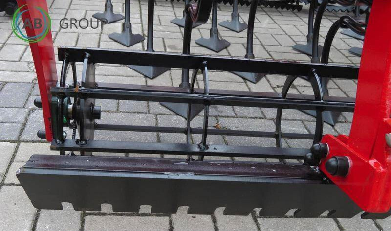 Awemak ciężki agregat uprawowy składany hydraulicznie PUM - Kultivator: slika 2 Awemak ciężki agregat uprawowy składany hydraulicznie PUM - Kultivator: slika 2