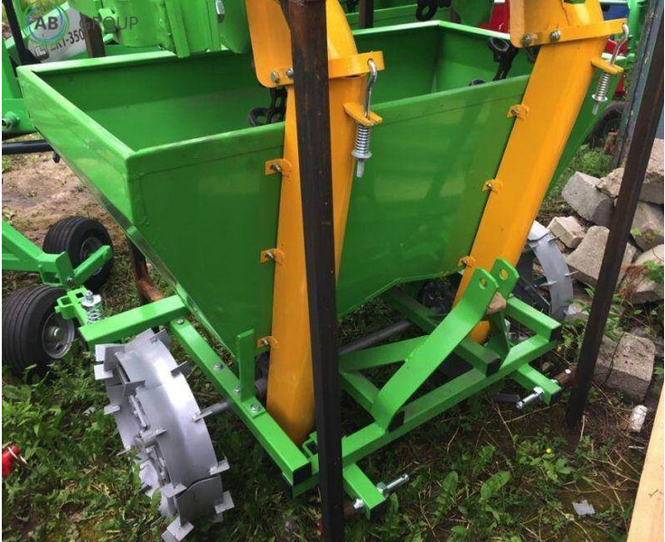 Bomet dwurzędowa sadzarka do ziemniaków Gemini S239/1 - Sadilica za krompir: slika 1 Bomet dwurzędowa sadzarka do ziemniaków Gemini S239/1 - Sadilica za krompir: slika 1