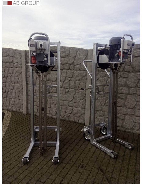 DOMET Electric stirrer for slurry. Type: MD-75 - Oprema za stoku: slika 2 DOMET Electric stirrer for slurry. Type: MD-75 - Oprema za stoku: slika 2