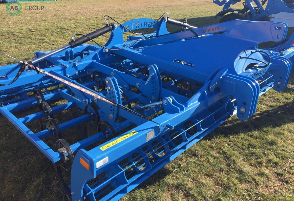 Hydraulically folding seedbed cultivator 4,2 m Agristal AU - Kultivator: slika 3 Hydraulically folding seedbed cultivator 4,2 m Agristal AU - Kultivator: slika 3