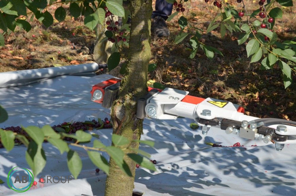 Jagoda fruits shaker PESTKA - Dodatak za kombajn: slika 3 Jagoda fruits shaker PESTKA - Dodatak za kombajn: slika 3