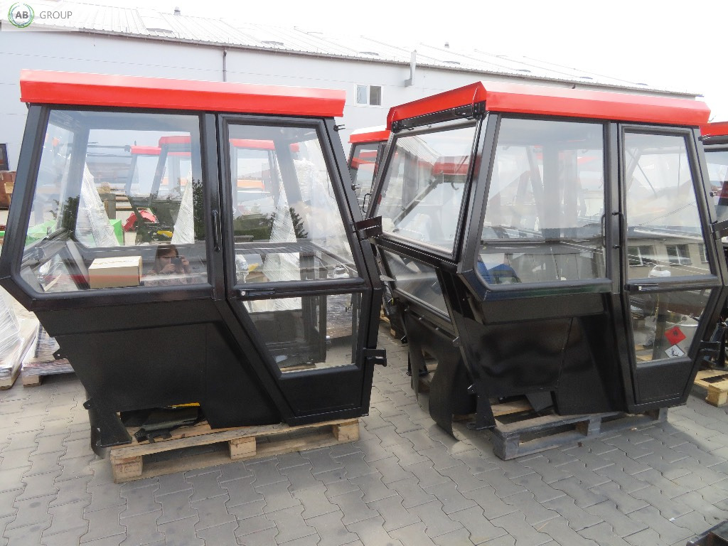 Koja tractor cab C-330 - Kabina za Traktor: slika 3 Koja tractor cab C-330 - Kabina za Traktor: slika 3
