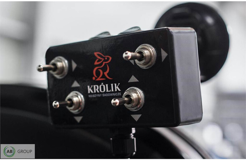 Królik belka herbicydowa hydrauliczna dwustronna BHh - Prskalica montirana na traktor: slika 4 Królik belka herbicydowa hydrauliczna dwustronna BHh - Prskalica montirana na traktor: slika 4