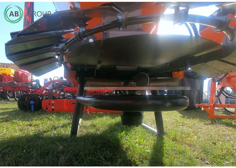 Pom Augustów posypywarka Motyl N031M napęd hydrauliczn - Tanjirača: slika 4 Pom Augustów posypywarka Motyl N031M napęd hydrauliczn - Tanjirača: slika 4