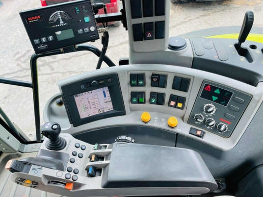 Claas AXION 840 Le Mans, 2009r, nawigacja RTK 240KM, TUZ, WOM, 850,830 - Traktor: slika 3 Claas AXION 840 Le Mans, 2009r, nawigacja RTK 240KM, TUZ, WOM, 850,830 - Traktor: slika 3