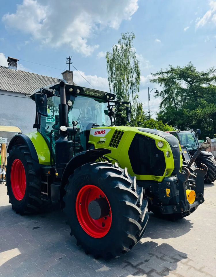 Claas Arion 650 CEBIS - Traktor: slika 2 Claas Arion 650 CEBIS - Traktor: slika 2