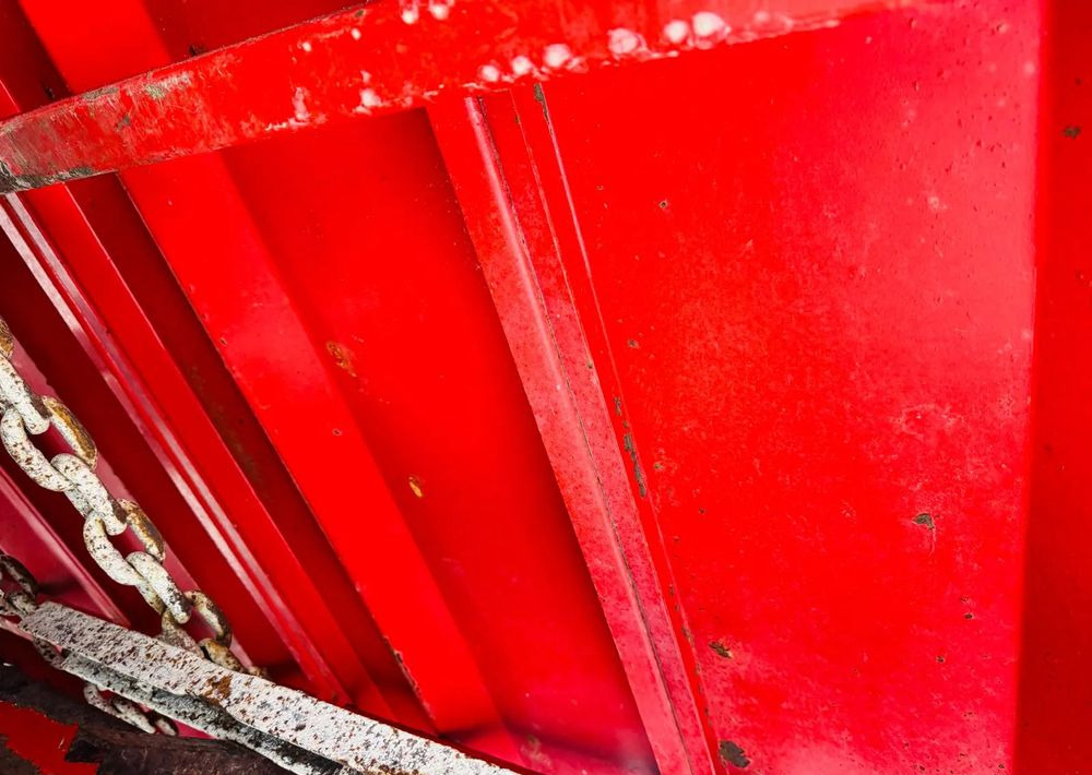 Inny Deguillaume - Rasipač prirodnog đubirva: slika 3 Inny Deguillaume - Rasipač prirodnog đubirva: slika 3