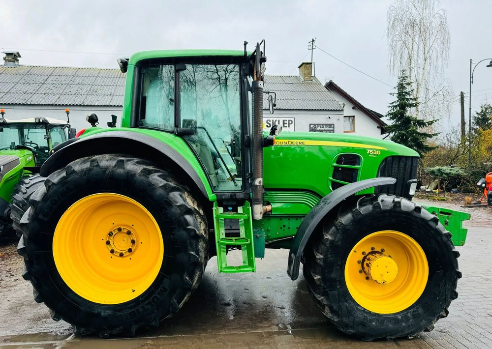 John Deere 7530 PREMIUM - Traktor: slika 1 John Deere 7530 PREMIUM - Traktor: slika 1