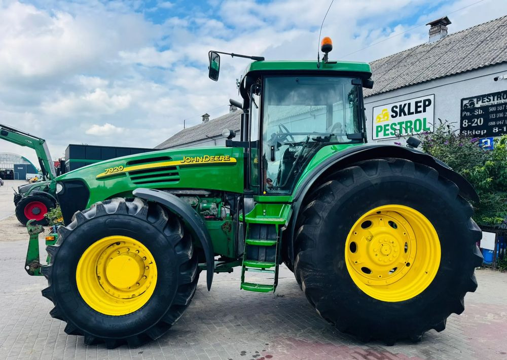 Traktor John Deere 7920: slika 7 Traktor John Deere 7920: slika 7