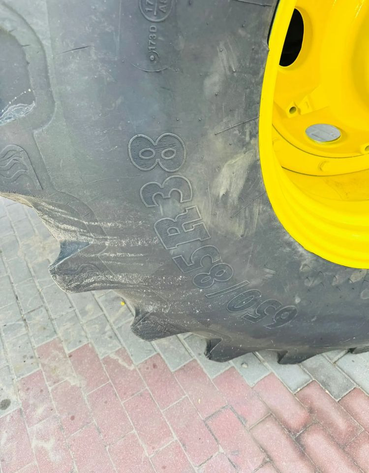 Traktor John Deere 7920: slika 18 Traktor John Deere 7920: slika 18