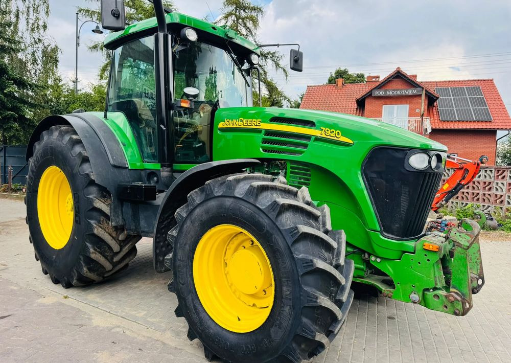 John Deere 7920 - Traktor: slika 2 John Deere 7920 - Traktor: slika 2