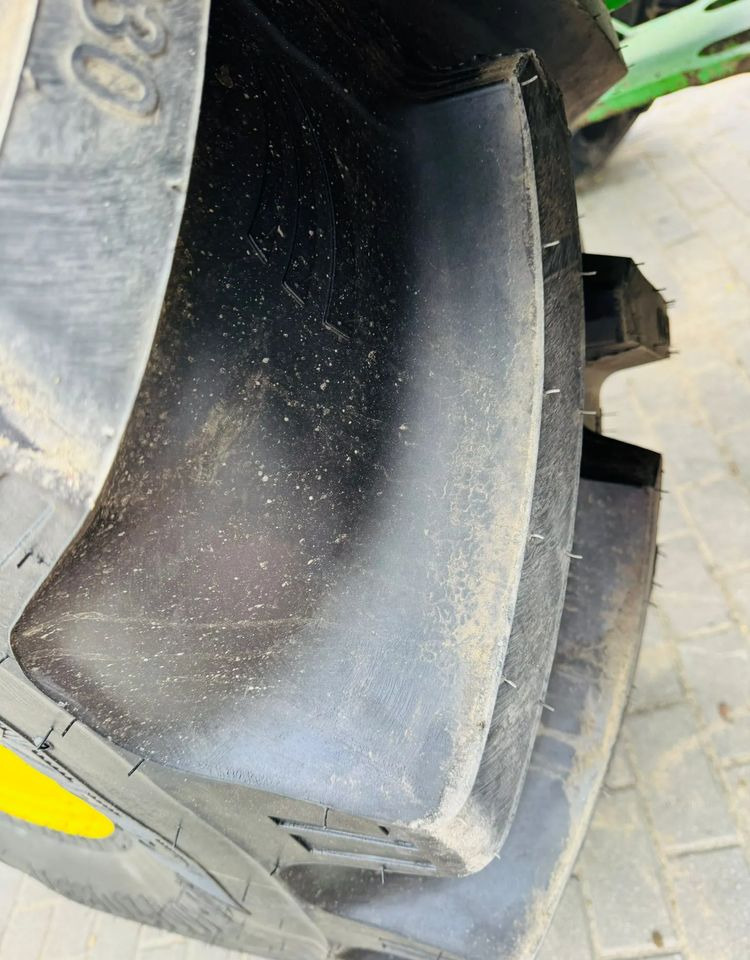 Traktor John Deere 7920: slika 19 Traktor John Deere 7920: slika 19