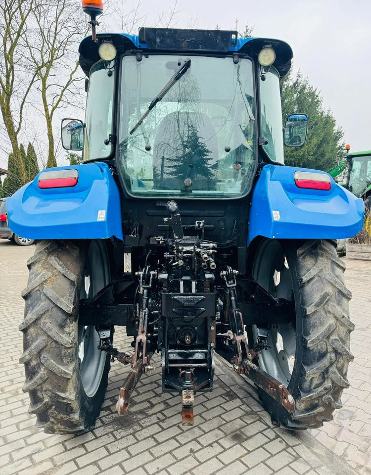 New Holland T5.115 - Traktor: slika 4 New Holland T5.115 - Traktor: slika 4