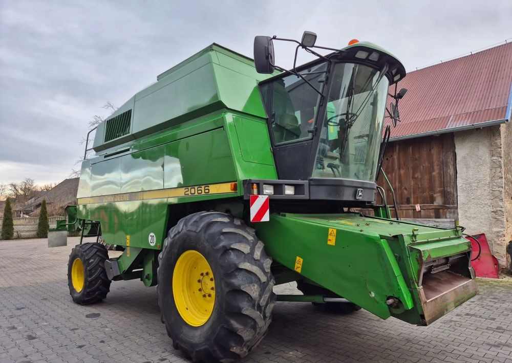John Deere 2066 - Kombinovani kombajn: slika 2 John Deere 2066 - Kombinovani kombajn: slika 2
