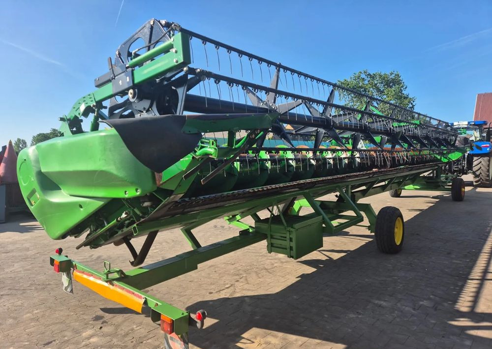 John Deere 640 EX PF635 - Prednji deo kombajna: slika 2 John Deere 640 EX PF635 - Prednji deo kombajna: slika 2
