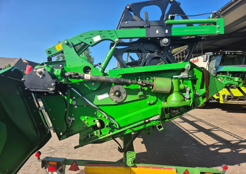 John Deere 640 EX PF635 - Prednji deo kombajna: slika 4 John Deere 640 EX PF635 - Prednji deo kombajna: slika 4