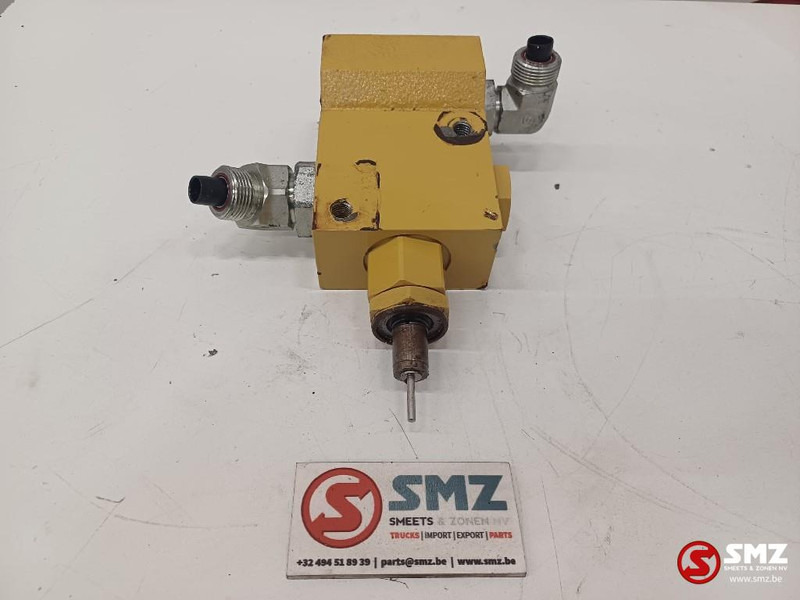 Caterpillar Solenoid valve Caterpillar - Hidraulika za Oprema za rukovanje materijalima: slika 2 Caterpillar Solenoid valve Caterpillar - Hidraulika za Oprema za rukovanje materijalima: slika 2