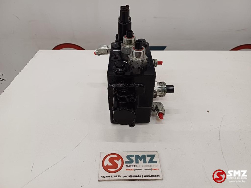 Caterpillar Valve control Caterpillar - Hidraulika za Oprema za rukovanje materijalima: slika 5 Caterpillar Valve control Caterpillar - Hidraulika za Oprema za rukovanje materijalima: slika 5