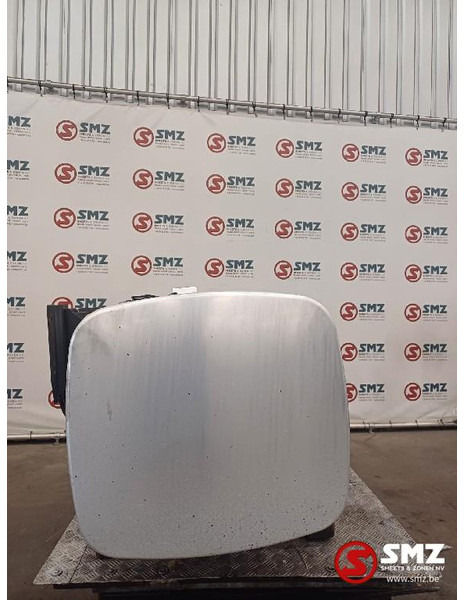 DAF Occ brandstoftank met steunen 750L DAF - Rezervoar za gorivo za Kamion: slika 3 DAF Occ brandstoftank met steunen 750L DAF - Rezervoar za gorivo za Kamion: slika 3