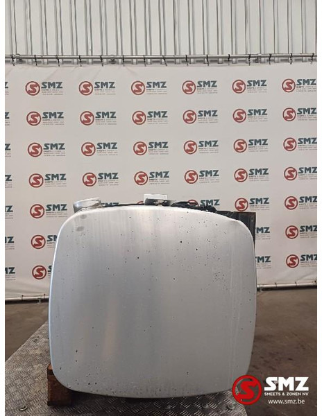 DAF Occ brandstoftank met steunen 750L DAF - Rezervoar za gorivo za Kamion: slika 4 DAF Occ brandstoftank met steunen 750L DAF - Rezervoar za gorivo za Kamion: slika 4