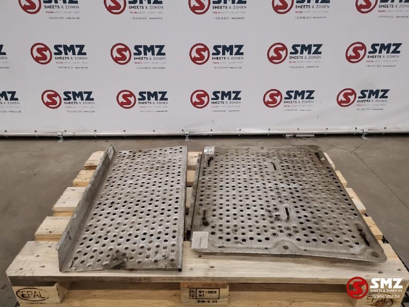 DAF Occ opstapplaten DAF xf105 - Prag za Kamion: slika 1 DAF Occ opstapplaten DAF xf105 - Prag za Kamion: slika 1