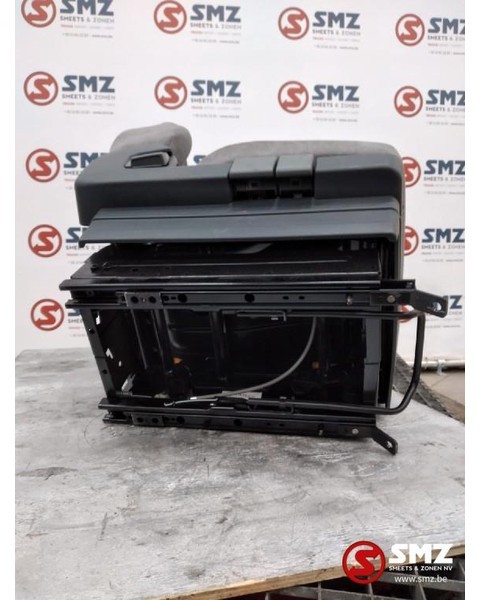 DAF Occ passagierszetel DAF LF45 - Sedište za Kamion: slika 3 DAF Occ passagierszetel DAF LF45 - Sedište za Kamion: slika 3