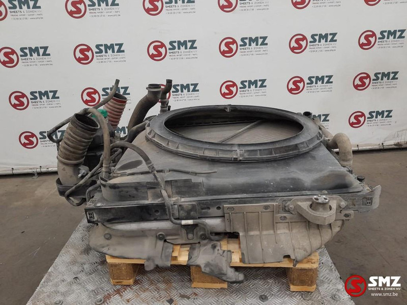 DAF Occ radiator + intercooler + expansievat DAF - Radijator za Kamion: slika 4 DAF Occ radiator + intercooler + expansievat DAF - Radijator za Kamion: slika 4