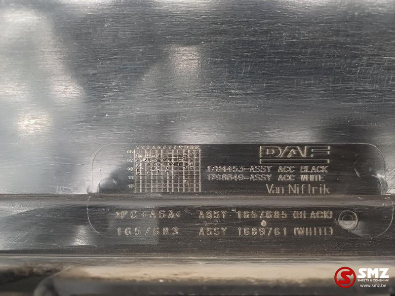 DAF Occ radiatorgrille DAF - Rešetka za Kamion: slika 3 DAF Occ radiatorgrille DAF - Rešetka za Kamion: slika 3