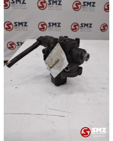 DAF Occ regelventiel luchtvering DAF XF106 - Pneumatska suspenzija za Kamion: slika 2 DAF Occ regelventiel luchtvering DAF XF106 - Pneumatska suspenzija za Kamion: slika 2