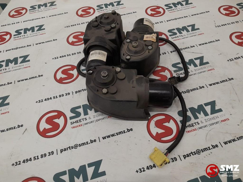 DAF Set van 3 ruitenwissermotors DAF - Brisač za Kamion: slika 4 DAF Set van 3 ruitenwissermotors DAF - Brisač za Kamion: slika 4