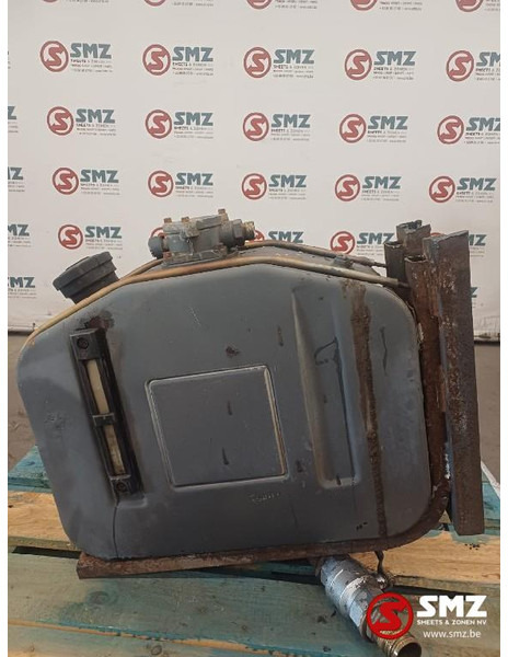 Diversen Occ hydraulische tank 100L - Hidraulični rezervoar za Kamion: slika 1 Diversen Occ hydraulische tank 100L - Hidraulični rezervoar za Kamion: slika 1