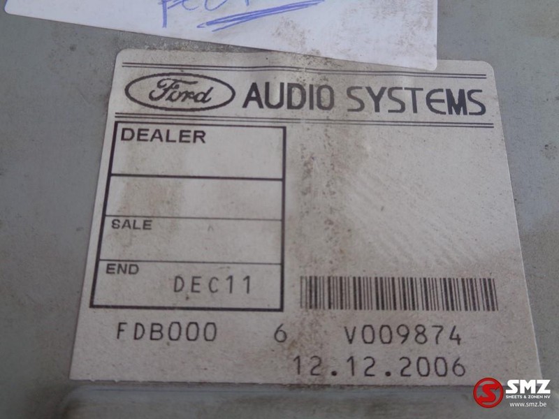 Ford Occ ford radio 1500rds console - Komandna tabla za Kamion: slika 2 Ford Occ ford radio 1500rds console - Komandna tabla za Kamion: slika 2