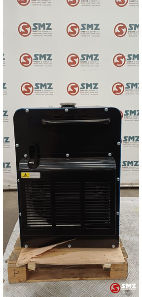 Hyundai Occ stroomgroep HDG6500T Hyundai 6.5kva - Građevinska mašina: slika 4 Hyundai Occ stroomgroep HDG6500T Hyundai 6.5kva - Građevinska mašina: slika 4