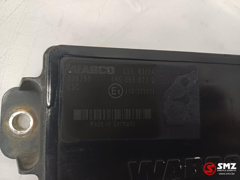 Iveco Occ ECU ESC regeleenheid Iveco - Upravljačka jedinica za Kamion: slika 3 Iveco Occ ECU ESC regeleenheid Iveco - Upravljačka jedinica za Kamion: slika 3