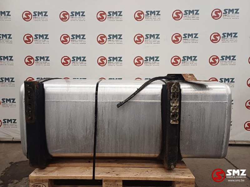 Iveco Occ brandstoftank 600L Iveco - Rezervoar za gorivo za Kamion: slika 2 Iveco Occ brandstoftank 600L Iveco - Rezervoar za gorivo za Kamion: slika 2