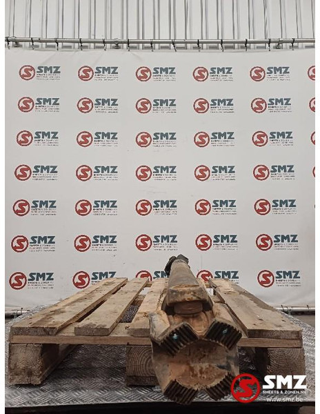 Iveco Occ cardanas Iveco - Polosovina za Kamion: slika 4 Iveco Occ cardanas Iveco - Polosovina za Kamion: slika 4