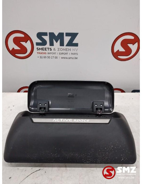 Iveco Occ handschoenkast Iveco Stralis - Kabina i enterijer za Kamion: slika 1 Iveco Occ handschoenkast Iveco Stralis - Kabina i enterijer za Kamion: slika 1