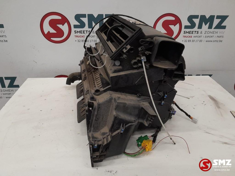 Iveco Occ kachelhuis Iveco - Grejanje/ Ventilacija za Kamion: slika 3 Iveco Occ kachelhuis Iveco - Grejanje/ Ventilacija za Kamion: slika 3