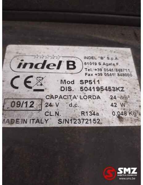 Iveco Occ koelkast Iveco - Kabina i enterijer za Kamion: slika 4 Iveco Occ koelkast Iveco - Kabina i enterijer za Kamion: slika 4