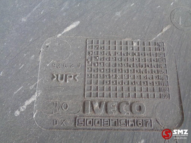 Iveco Occ treeplank rechts Iveco Stralis - Prag za Kamion: slika 2 Iveco Occ treeplank rechts Iveco Stralis - Prag za Kamion: slika 2