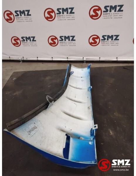 Iveco Occ windgeleider rechts Iveco Stralis - Kabina i enterijer za Kamion: slika 2 Iveco Occ windgeleider rechts Iveco Stralis - Kabina i enterijer za Kamion: slika 2