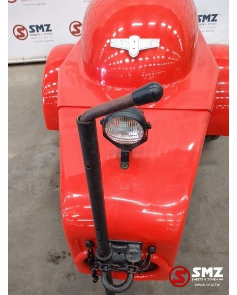 Diversen Occ aanhanger met brandweerpomp + benzine motor - Korisno/ Posebno vozilo: slika 4 Diversen Occ aanhanger met brandweerpomp + benzine motor - Korisno/ Posebno vozilo: slika 4