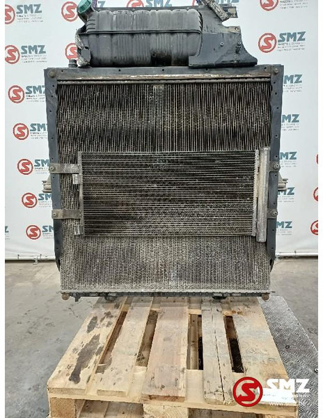 MAN Occ radiator + expansievat MAN - Radijator za Kamion: slika 1 MAN Occ radiator + expansievat MAN - Radijator za Kamion: slika 1